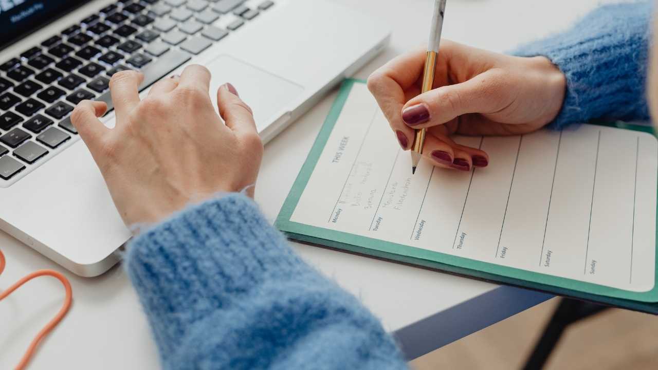 Khi lập biên bản bàn giao phải đầy đủ chữ ký của hai bên