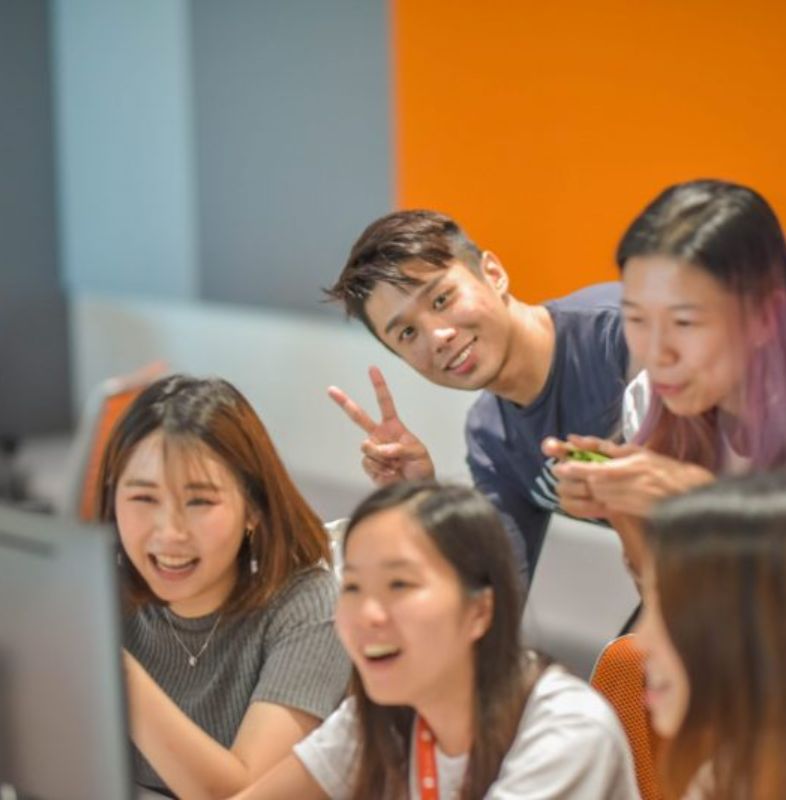 Truyền thông nội bộ của shopee