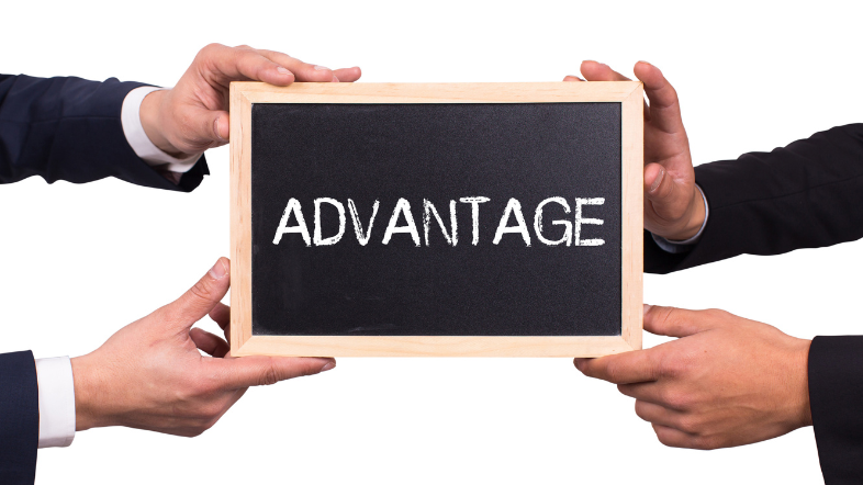 Ưu điểm của ChatGPT & DeepSeek