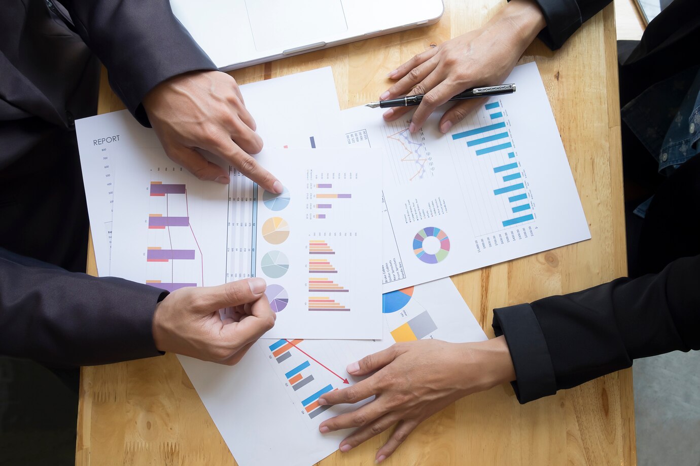 Bắt đầu với một mô hình kinh doanh đúng đắn