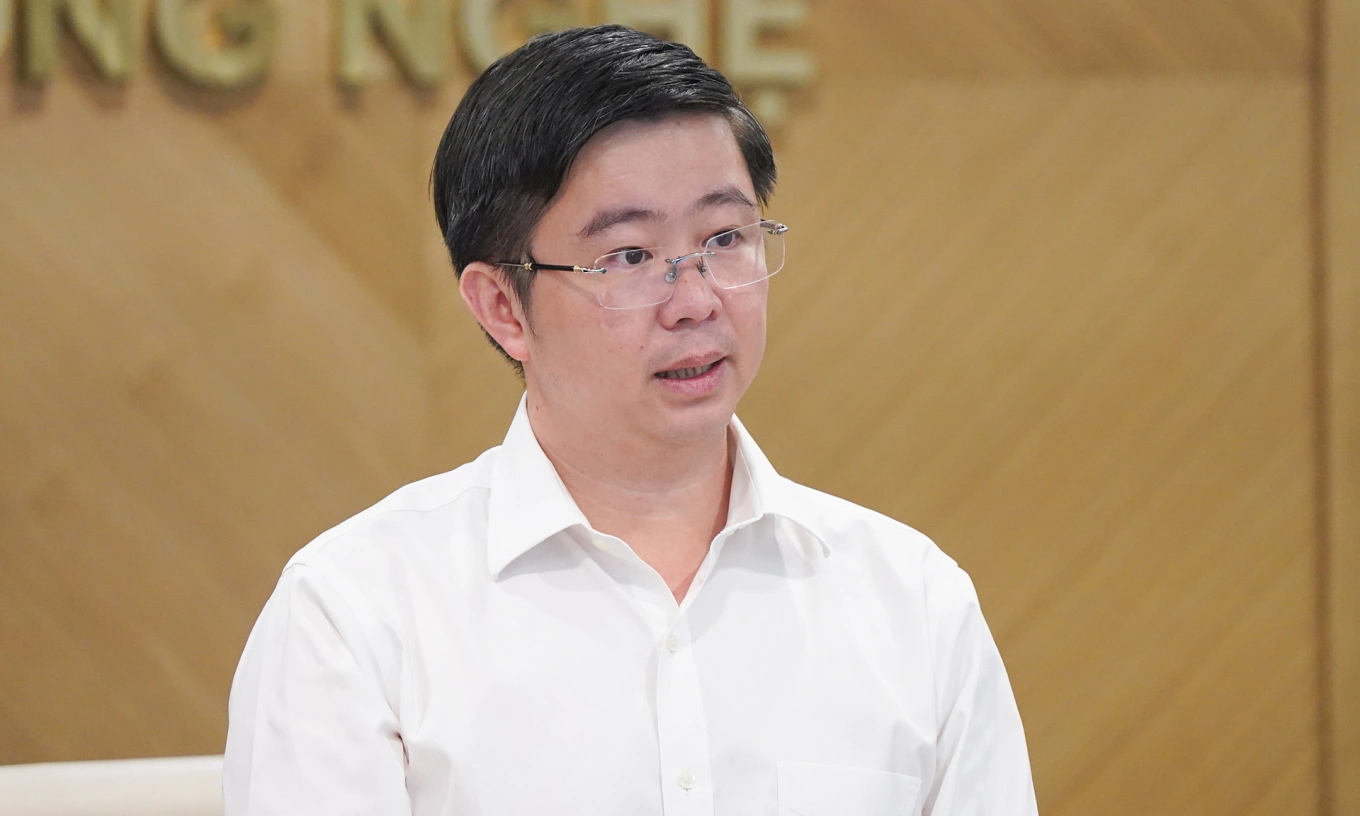 Thứ trưởng Khoa học và Công nghệ Bùi Hoàng Phương, phát biểu tại Họp báo thường kỳ tháng 6/2025. Ảnh: Lưu Quý